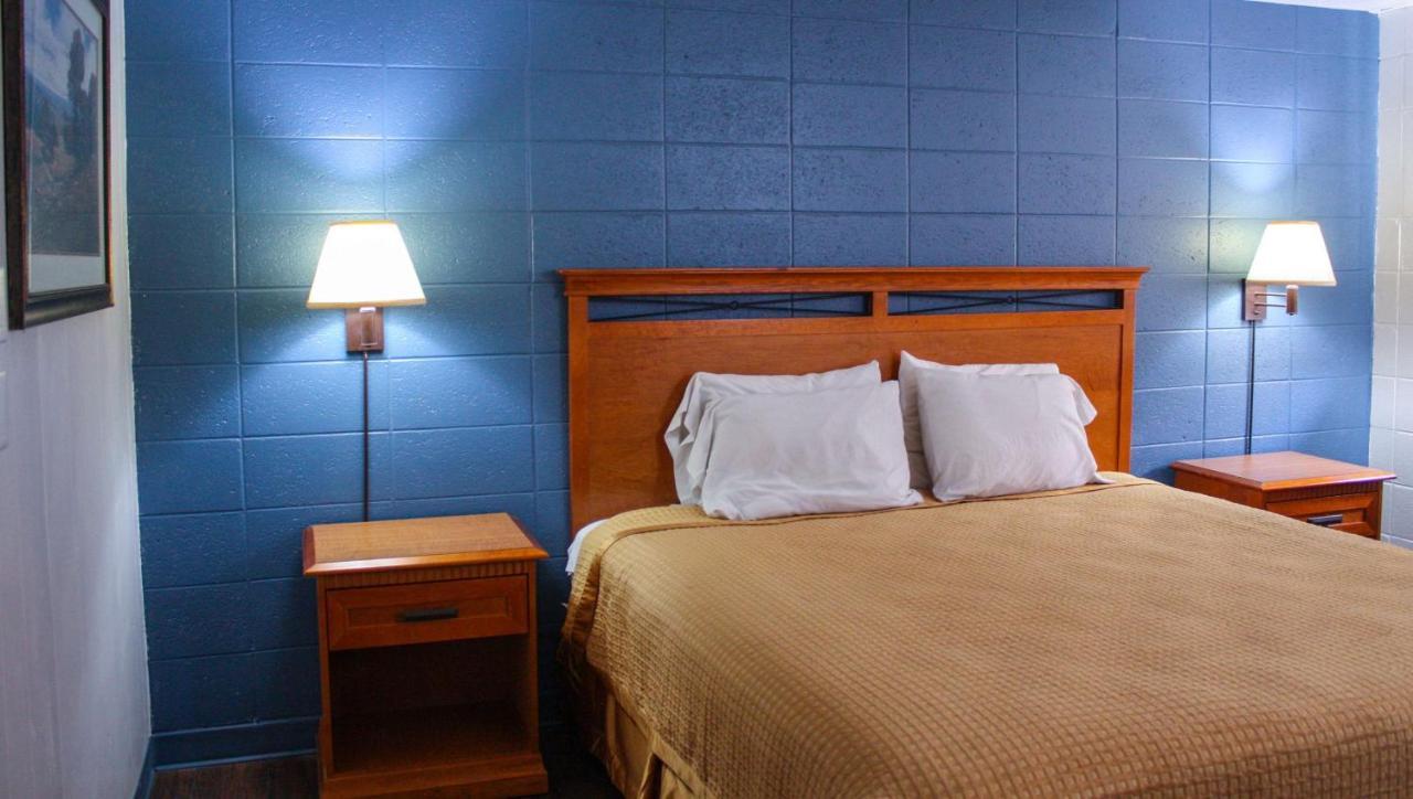Budget Inn オンタリオ エクステリア 写真