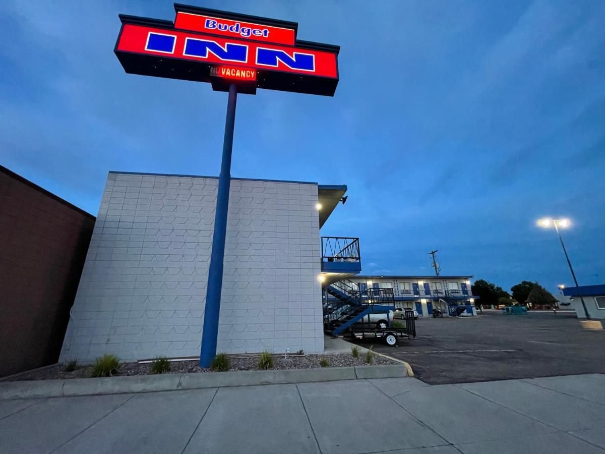 Budget Inn オンタリオ エクステリア 写真