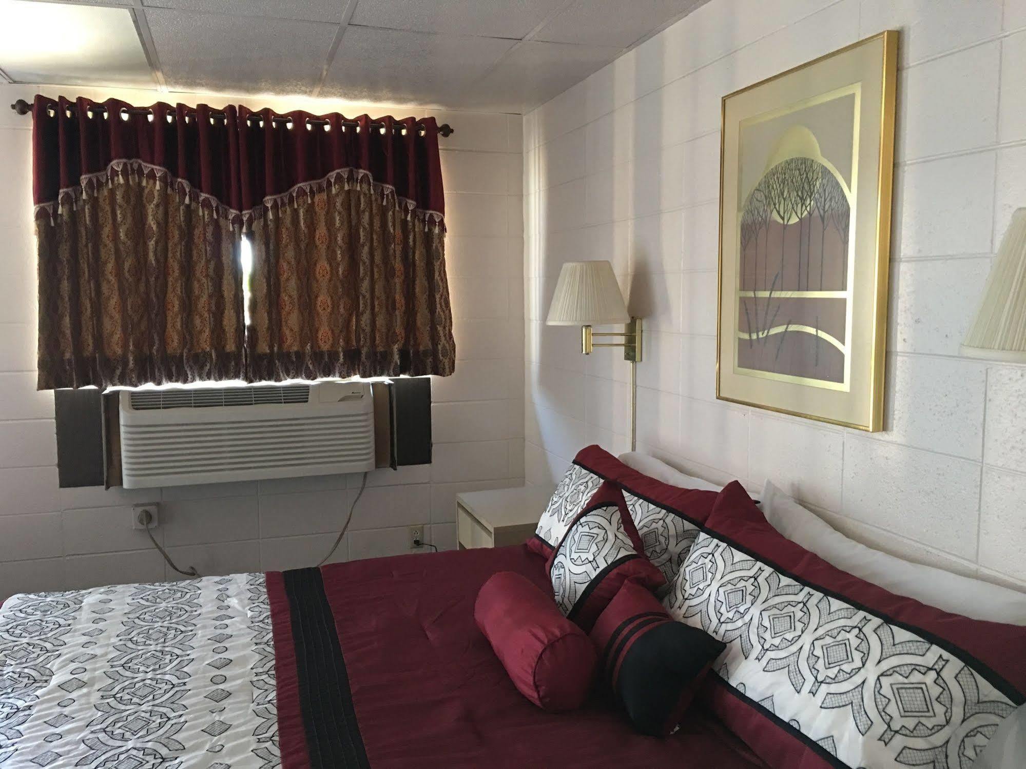 Budget Inn オンタリオ エクステリア 写真